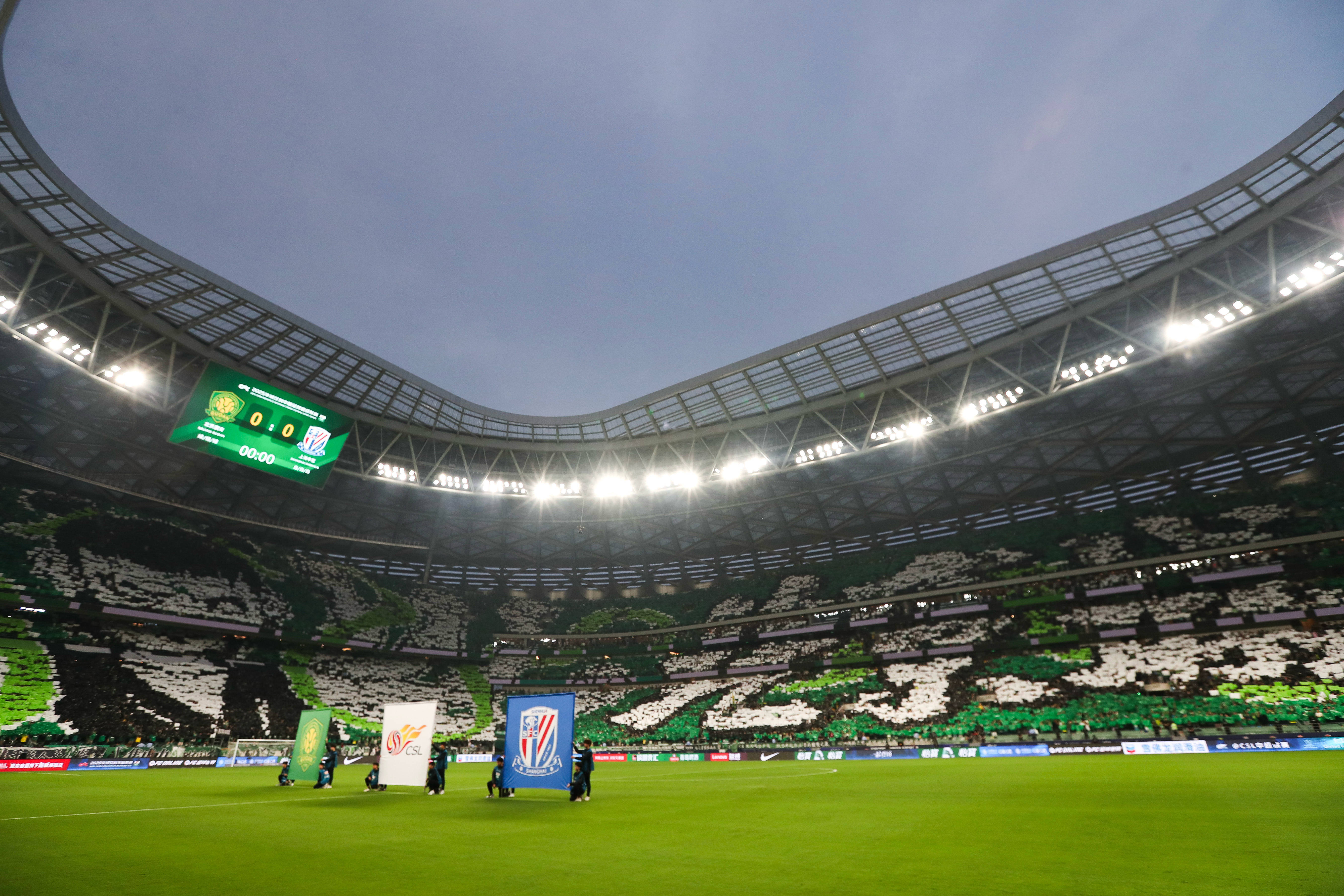 转折点上海申花远射贴柱，中超冲刺阶段攻防权衡，态度坚定，年轻球员得到机会的简单介绍