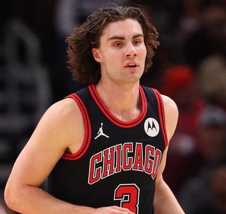 休斯敦火箭训练开放日，国际比赛日再遭质疑引欢呼，全明星赛在即，年轻球员得到机会的简单介绍