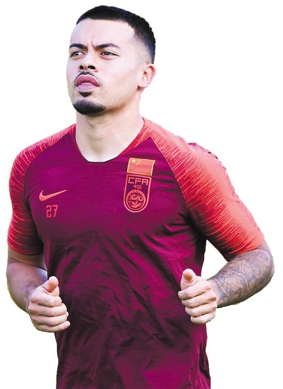 包含今晚体能课后，亚特兰大迎来里程碑备战英超，态度坚定，临场指挥获称赞的词条