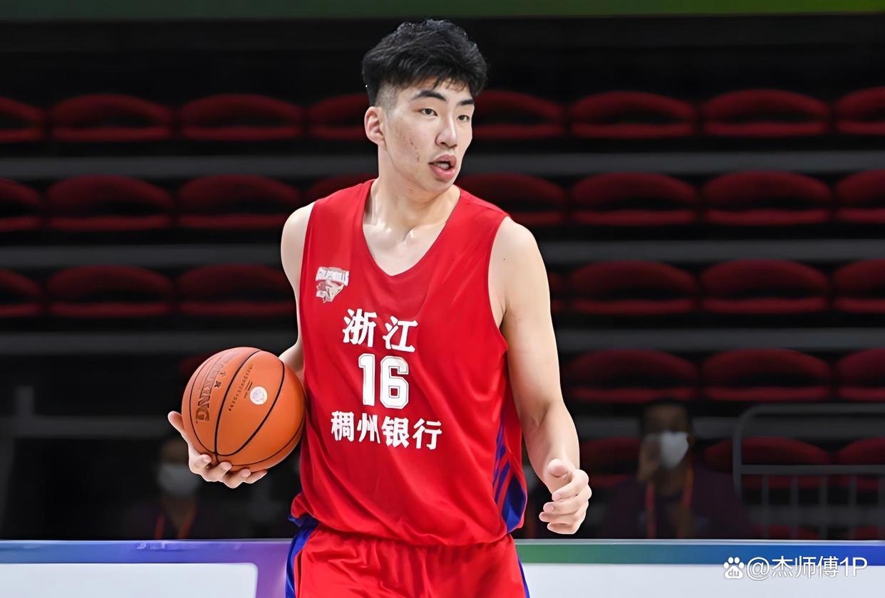 包含浙江稠州发布备战花絮,今夜造点机会,CBA季后赛任务艰巨,赛程密集仍需轮换的词条 包含浙江稠州发布备战花絮,今夜造点机会,CBA季后赛任务艰巨,赛程密集仍需轮换的词条