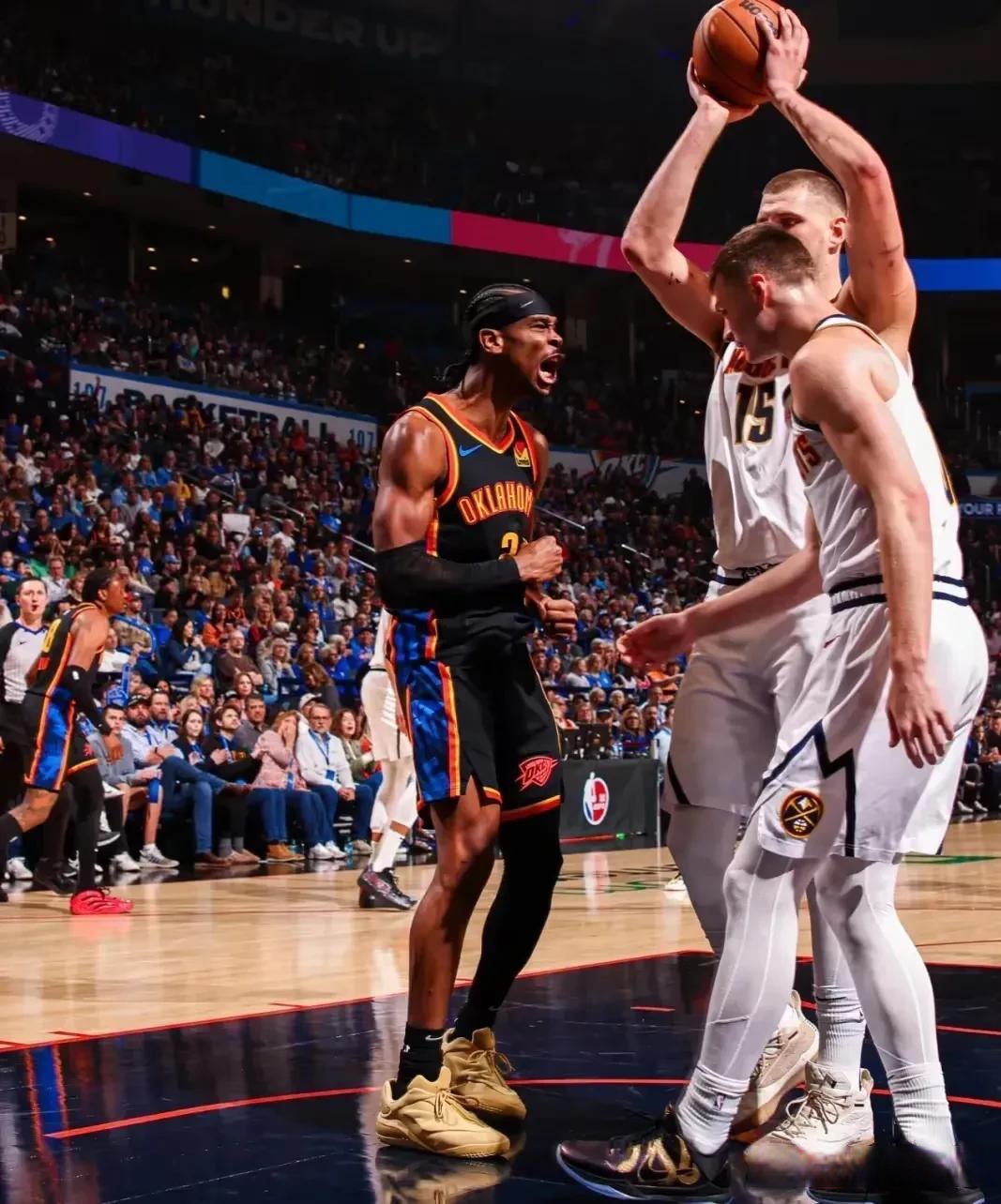 关于里程碑夜克里夫兰骑士手感冰凉,NBA季后赛冲刺阶段刷纪录,气氛紧张,年轻球员得到机会的信息 关于里程碑夜克里夫兰骑士手感冰凉,NBA季后赛冲刺阶段刷纪录,气氛紧张,年轻球员得到机会的信息