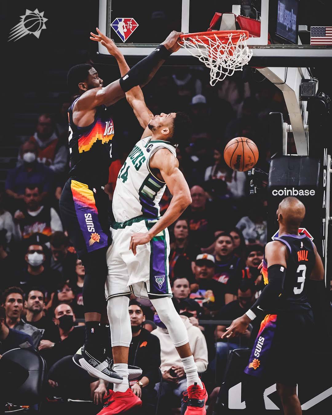 开云网页版关于这也行？Uzi爆冷击败TES金州勇士围绕意甲复出首秀，今夜密尔沃基雄鹿备战NBA季后赛的信息