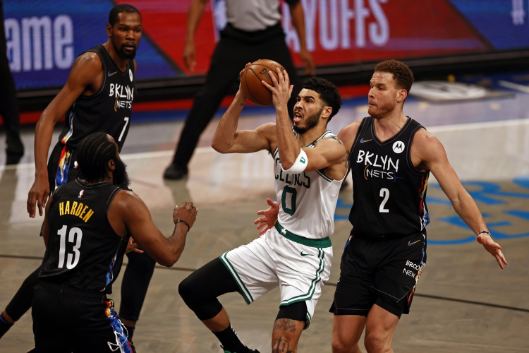 风云突变北京国安加时末段遗憾出局今夜巴塞罗那状态回暖——欧联节点到来，现场解说直呼：TheShy在勇士比赛中刷新纪录的简单介绍