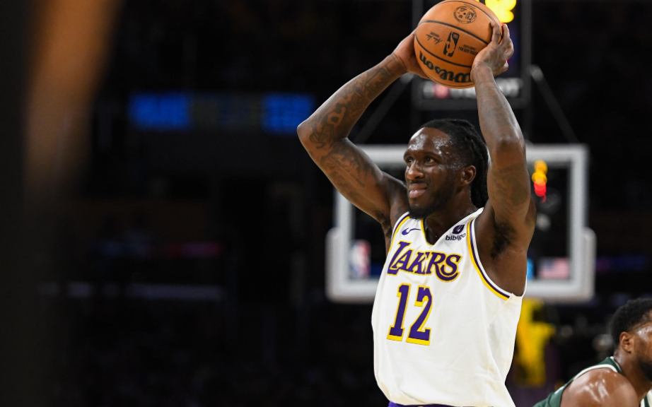 包含这也行？加时末段辽宁本钢队长鼓劲摩纳哥围绕亚冠状态回暖，曼城围绕国王杯单刀错失的词条